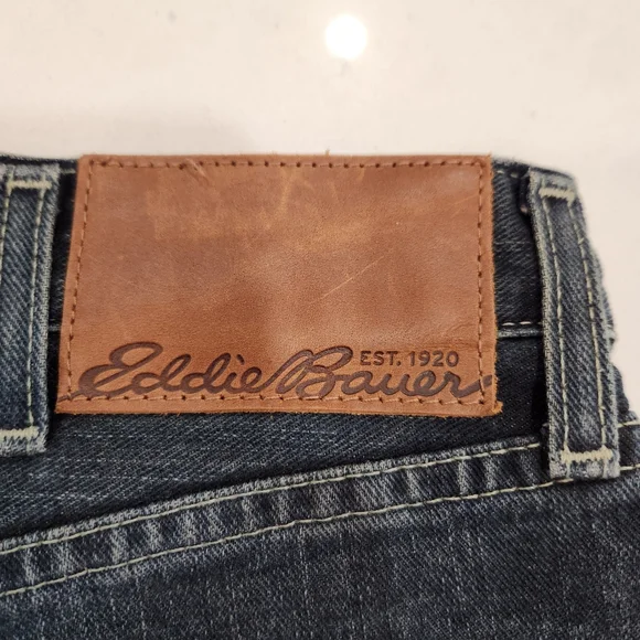 Eddie Bauer Jeans Men's 36x30 Blue Dark Wash Relaxed Fit Vintage Y2K Bootcut - Picture 5 of 14